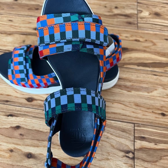 Tory Burch sport sandals new size 9 - Picture 3 of 5